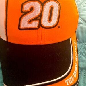 listing-status-banner